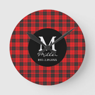 Reloj de pared redondo de cuadros rojo de Monogram