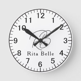 Reloj de pared redondo elegante con nombre persona
