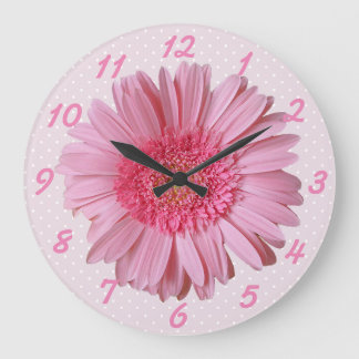 Reloj de pared rosado de la margarita de Gerber