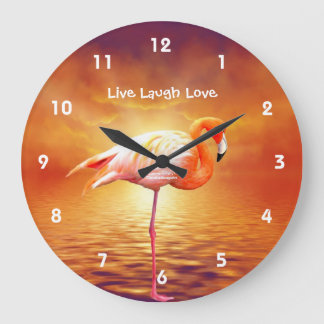 Reloj de pared rosado de la playa del flamenco