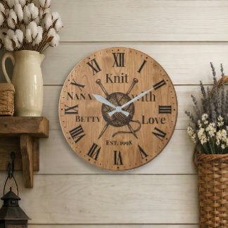 Reloj de pared 'Tejer con Amor' | Nombre y año per