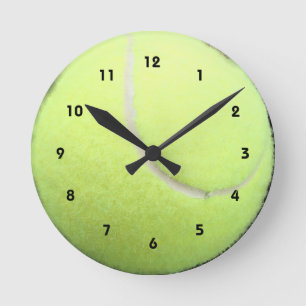 Reloj de pared verde de la pelota de tenis