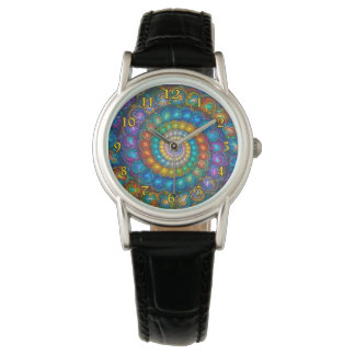 Reloj de perlas de concha de espiral fractal