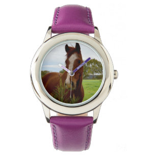 Reloj De Pulsera "A Whipwhof Nature: A Chestnut Horse and Banksia,