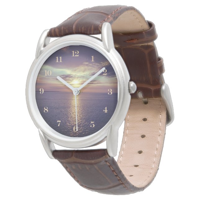 Reloj De Pulsera Amanecer Sobre Una Hermosa Vista Del Océano (Angular)