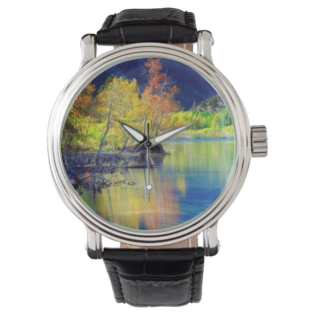 Reloj De Pulsera Árbol de abadí en otoño que refleja el lago Grant (Anverso)