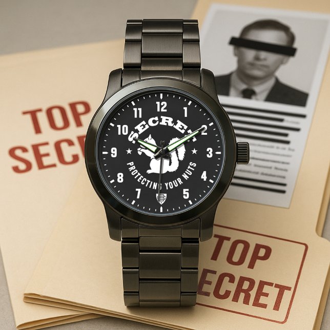 Reloj De Pulsera Ardilla Secreta "Protegiendo tus Nueces" Parche Ne (Secret Squirrel Protecting Your Nuts Patch Black Stainless Steel Watch)