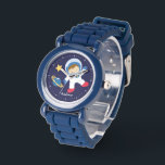 Reloj De Pulsera Astronauta de niño pequeño personalizado<br><div class="desc">Este divertido reloj presenta un dulce ilustracion vectorial de un astronauta masculino,  una estrella amarilla y un planeta azul sobre un fondo azul oscuro y puede ser personalizado con el nombre,  monograma,  inicial o cualquier texto de su elección para un regalo perfecto para el personalizado.</div>