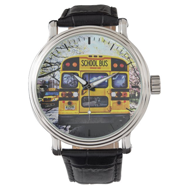 Reloj De Pulsera Autobuses escolares estacionados en primavera (Anverso)