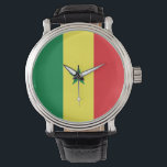 Reloj De Pulsera Bandera de Senegal<br><div class="desc">La bandera senegalesa es una tribanda vertical con un emblema en el centro. Los colores usados en la bandera son rojo,  verde,  amarillo. La proporción de la bandera senegalesa es de 2:3. La bandera del Senegal fue adoptada en 1960.</div>
