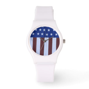 Reloj De Pulsera Bandera en forma de corazón pintada en el granero 