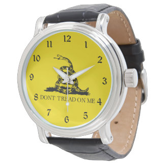 Reloj De Pulsera Bandera Gadsden de serpiente de cascabel: Lucha, R