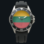 Reloj De Pulsera Bandera lituana<br><div class="desc">Este diseño presenta la bandera nacional de Lituania, país de la región báltica de Europa. El país está situado a lo largo de la costa sudeste del Mar Báltico, al sureste de Suecia y Dinamarca. Lituania está rodeada por Letonia al norte, Belarús al este y al sur, Polonia al sur...</div>