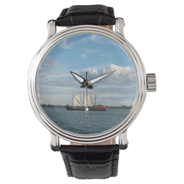 Reloj De Pulsera Barco de Vela (Anverso)