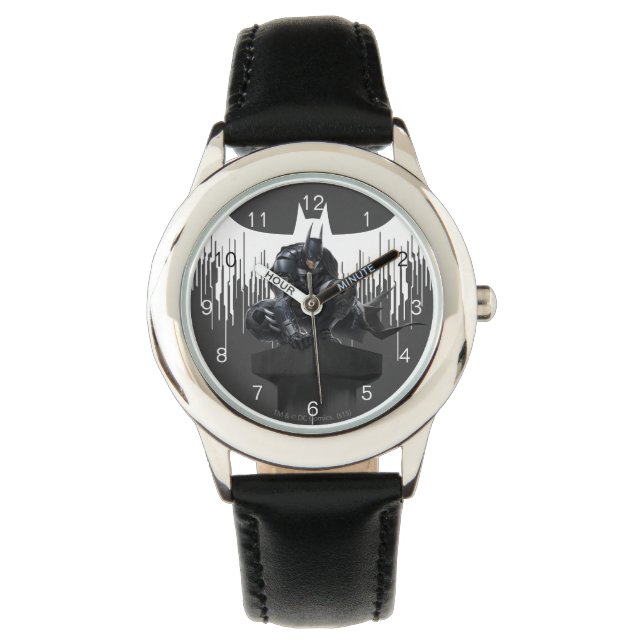 Reloj De Pulsera Batman encaramado en un pilar (Anverso)