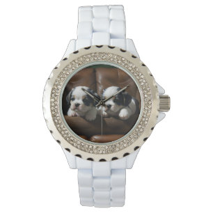 Reloj De Pulsera Cachorros Super Cute en el sofá 1