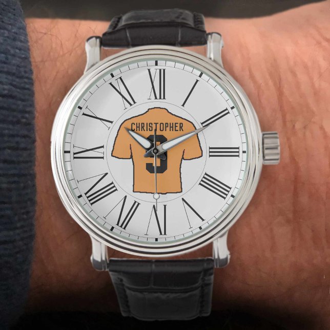 Reloj De Pulsera Camisa de fútbol naranja con números romanos. (Subido por el creador)
