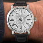 Reloj De Pulsera Celebración conmemorativa de cumpleaños personaliz<br><div class="desc">Reloj conmemorativo de cumpleaños con nombre,  fecha de cumpleaños y una figura que muestra el número de años. Un reloj especial que será valorado por el receptor. Reloj especial de cumpleaños.</div>