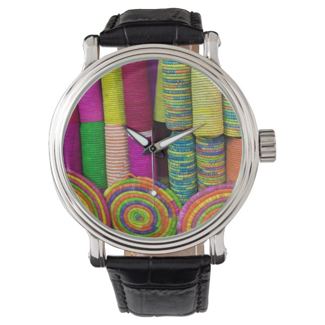 Reloj De Pulsera Cestas Coloridas En El Mercado (Anverso)