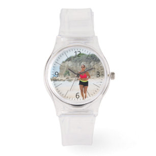 Reloj De Pulsera Chica en ejecución