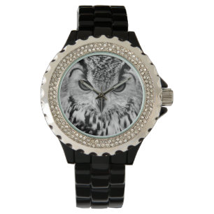 Reloj De Pulsera Ciérrese encima del retrato del Eagle-búho