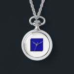 Reloj De Pulsera Clásico Bauhaus Art Blue Square Necklace Watch<br><div class="desc">Inspirado por el movimiento Bauhaus,  este reloj de collar es más que sólo un reloj - es una declaración de simplicidad sofisticada y icónica. Diseñado con líneas limpias,  formas geométricas y un enfoque en la belleza esencial,  esta pieza combina perfectamente la forma y la función.</div>