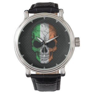Reloj De Pulsera Cráneo de bandera irlandesa sobre gráfico de malla