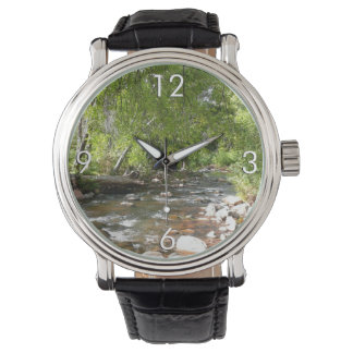 Reloj De Pulsera Creek de roble II en la fotografía natural de Sedo