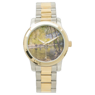 Reloj De Pulsera Cruzando El Río Búfalo
