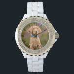 Reloj De Pulsera Cute húngaro Vizsla Dog Puppy Foto - placa de marc<br><div class="desc">Un joven cachorro Vizsla de color rojizo se inclina curiosamente contra un tronco de árbol conocido. El húngaro o Magyar Vizsla es una raza de perro de caza. Una linda foto de perro tomada por Katho Menden. Este reloj diamante de imitación para mujeres con placa de marcado es una idea...</div>