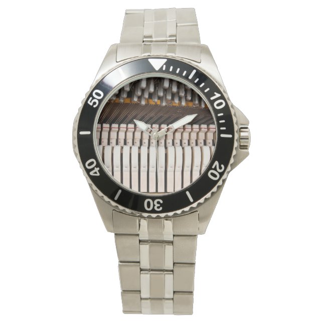 Reloj De Pulsera Dentro de un piano (Anverso)