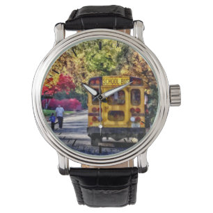Reloj De Pulsera Detrás del autobús escolar