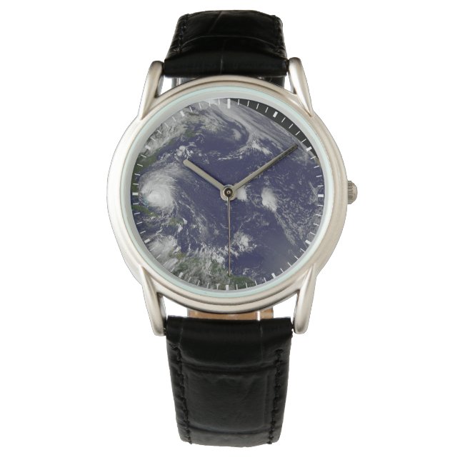 Reloj De Pulsera El Huracán Irene Se Desplaza Por Las Bahamas. (Anverso)