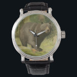 Reloj De Pulsera El oso negro pisando un tronco de árbol<br><div class="desc">Esta fina huella de arte de Oliver Kemp ilustra un oso pardo pisando un árbol caído en un bosque. Los colores verde pastel son relajantes para la vista y crean una agradable sensación de calor de la naturaleza que despierta en primavera. ¡Una gran adición a cualquier decoración rústica!</div>