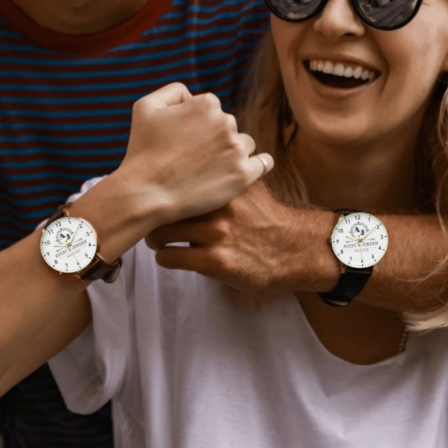 Reloj De Pulsera  Elegant Initials White and black Luxury Monogram (Subido por el creador)