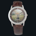 Reloj De Pulsera Elegante foto de nombre personalizado de madera rú<br><div class="desc">¡Perfecto regalo de mantenimiento para el mejor padre de la historia! Este reloj rústico moderno incluye una foto favorita junto con tu nombre personalizado en un panel de madera marrón oscura.</div>