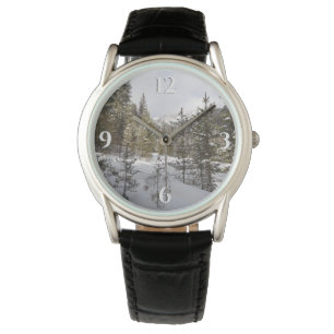 Reloj De Pulsera Escena invernal de montaña nevada en Montana