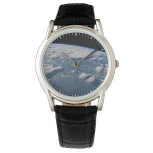 Reloj De Pulsera Espandas De La Tierra En El Sur De Borneo.