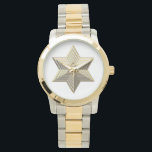 Reloj De Pulsera Estrella dorada de David<br><div class="desc">Golden Star of David Siéntete libre de agregar tus propias palabras y/o fotos a este artículo a través de las grandes herramientas de personalización de Zazzle. Este diseño también está disponible en docenas de otros productos. ¡Gracias por pasar por aquí! ¡Dios bendiga!</div>