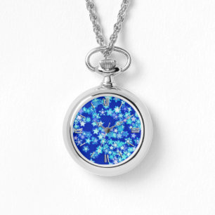 Reloj De Pulsera Estrellas, tonos azul pálido contra azul oscuro