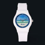 Reloj De Pulsera Foto de playa de Cute - Blanco marino personalizad<br><div class="desc">Una hermosa fotografía de playa tomada en el destino ideal de vacaciones de Destin, Florida. Las espléndidas aguas verdes de Sandestin se adentran en la orilla de arena bajo los cielos azules serenos para hacer el perfecto reloj de pulsera fotográfico de las vacaciones. Personalizar este bonito, reloj tropical con tu...</div>
