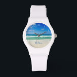 Reloj De Pulsera Foto de playa Hermosa ola oceánica personalizada<br><div class="desc">Una hermosa fotografía de playa tomada en el destino ideal de vacaciones de Destin,  Florida. Las hermosas aguas verdes de Sandestin se adentran en la arena de la costa bajo los cielos azules serenos para hacer la foto perfecta de las vacaciones.</div>