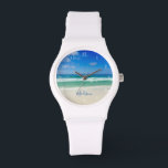 Reloj De Pulsera Foto de playa Hermosa ola oceánica personalizada<br><div class="desc">Una hermosa fotografía de playa tomada en el destino ideal de vacaciones de Destin,  Florida. Las hermosas aguas verdes de Sandestin se adentran en la arena de la costa bajo los cielos azules serenos para hacer la foto perfecta de las vacaciones.</div>
