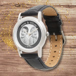 Reloj De Pulsera Foto moderna de la familia blanca y negra<br><div class="desc">Reloj moderno de fotos familiares en blanco y negro. Diseño en blanco y negro. En el medio hay una foto personalizado - agrega tu foto favorita - la foto en blanco y negro se ve genial. Personaliza con tus nombres y el año. Dulce y lindo regalo y cariño para mamá,...</div>