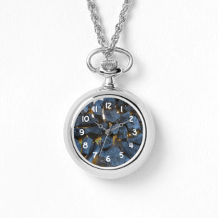 Reloj De Pulsera Fotografía rusa en pared de piedra croata