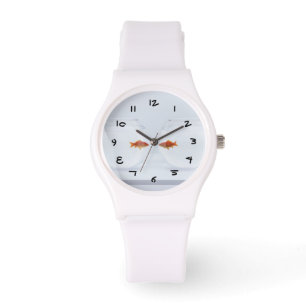 Reloj De Pulsera Goldfish en los fishbowls separados que miran la