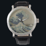 Reloj De Pulsera Gran ola de arte vintage japonés de Kanagawa<br><div class="desc">Gran ola fuera de Kanagawa - Hokusai - El reloj de fábrica de arte ventilado japonés The Vintage eWatches un reloj de cara grande que nunca se irá de moda. Con un movimiento de cuarzo de tres manos y una correa de cuero genuina, el aspecto clásico de este reloj es...</div>