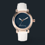 Reloj De Pulsera Guión azul de la marina | Monograma moderno con es<br><div class="desc">Un diseño de monograma personalizado sencillo y elegante en un estilo casual escrito a mano en blanco y azul de la Marina monocroma. El monograma puede ser fácilmente personalizado para hacer un diseño tan único como usted! El regalo o accesorio perfecto para cualquier ocasión.</div>