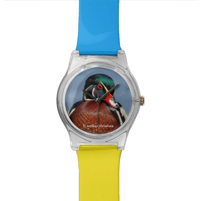 Reloj De Pulsera Hermoso Pato Pensivo de Madera en el pantano (De cerca)