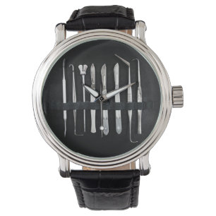 Reloj De Pulsera Herramientas de embalsamiento clasificadas de la